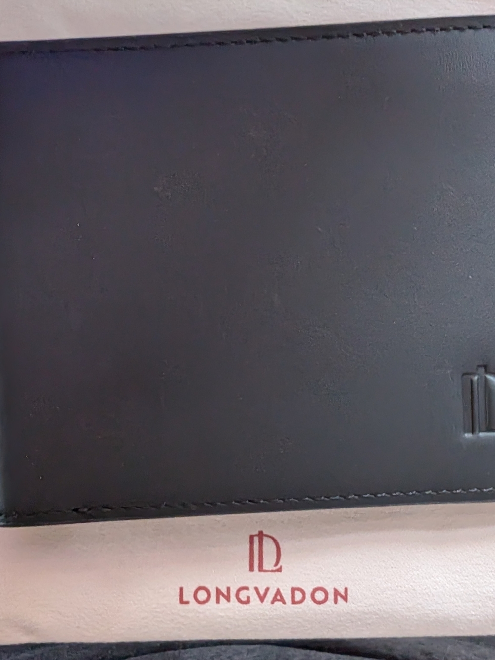Longvadon Black Leather Bifold Wallet